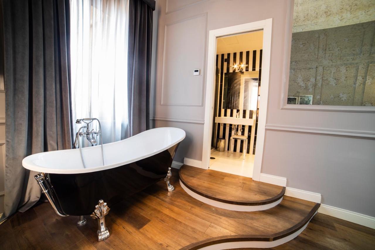 Relais San Lorenzo In Lucina Rom Eksteriør billede
