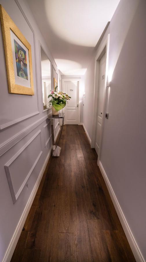 Relais San Lorenzo In Lucina Rom Eksteriør billede